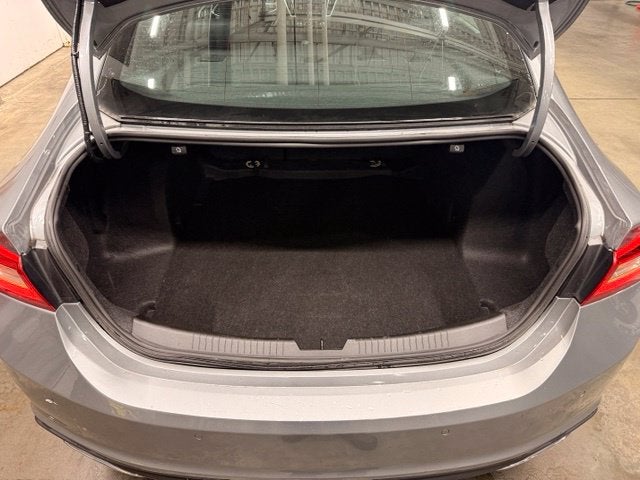 2025 Chevrolet Malibu RS w/ Collision Alert