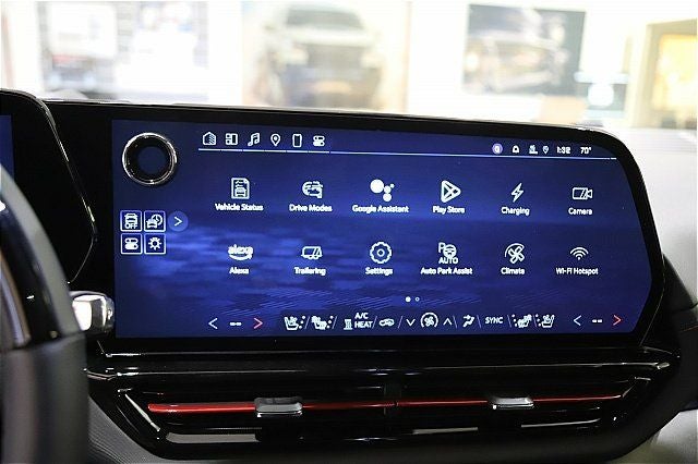 2024 Chevrolet Silverado EV RST W/ HEATED AND VENTILATED SEATS