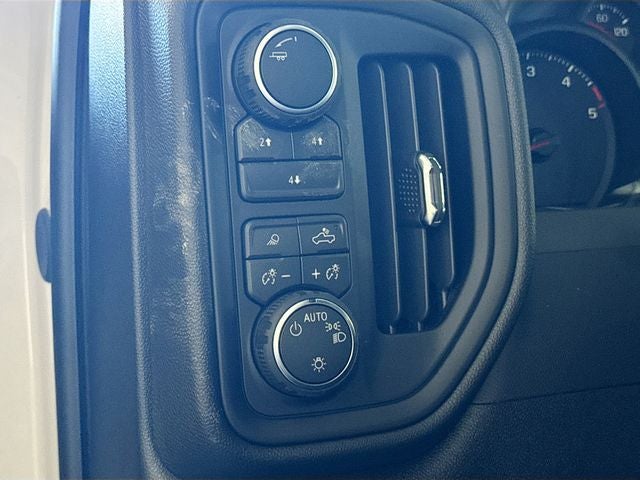 2026 Chevrolet Silverado 2500HD Custom