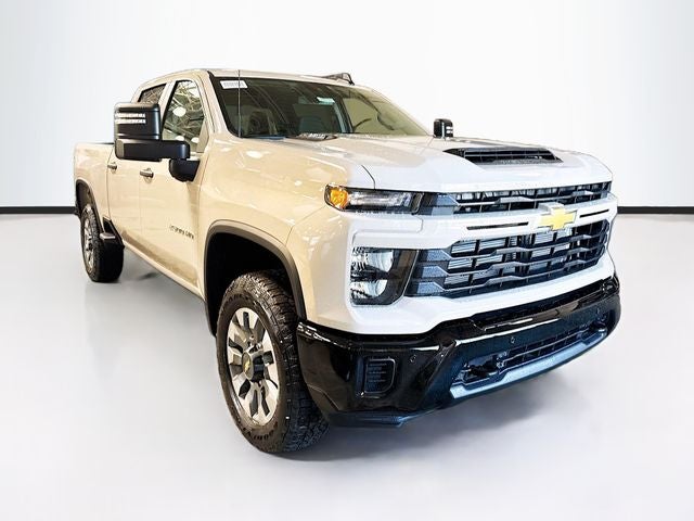 2026 Chevrolet Silverado 2500HD Custom