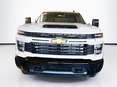 2026 Chevrolet Silverado 2500HD Custom