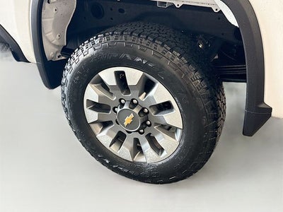 2026 Chevrolet Silverado 2500HD Custom