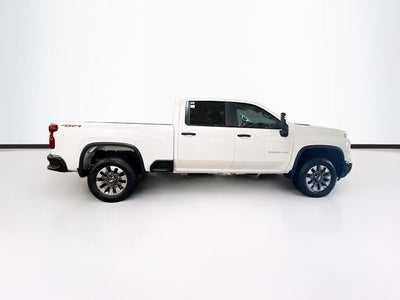 2026 Chevrolet Silverado 2500HD Custom