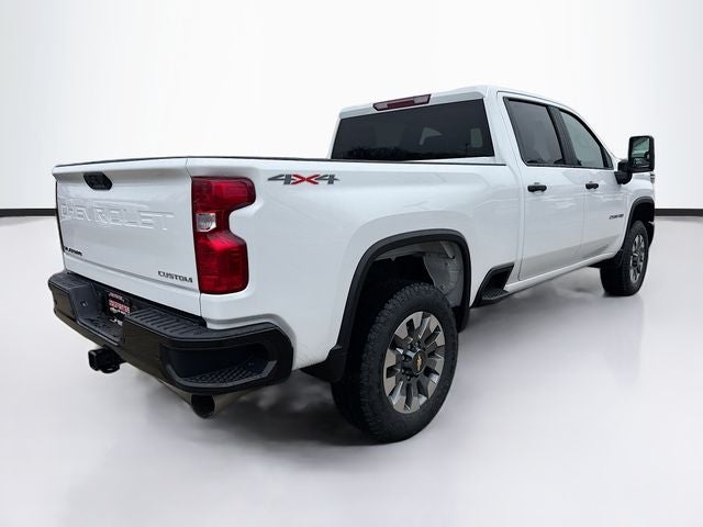 2026 Chevrolet Silverado 2500HD Custom