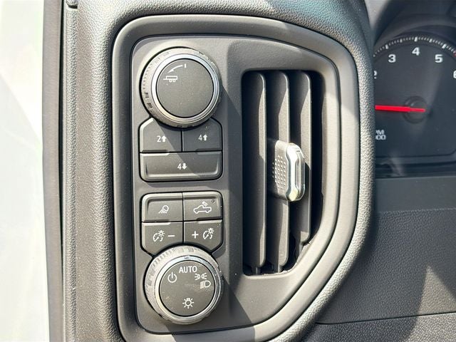 2026 Chevrolet Silverado 2500HD Custom