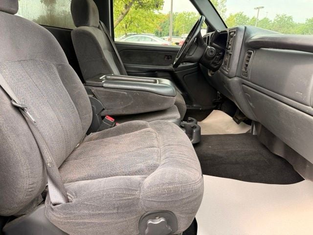 2002 Chevrolet Silverado 1500 LS