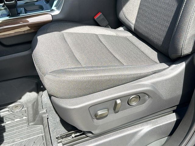 2026 Chevrolet Silverado 1500 LT LT1