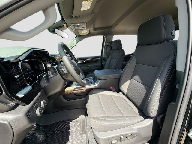 2026 Chevrolet Silverado 1500 LT LT1