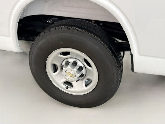 2025 Chevrolet Express 2500 Work Van Cargo