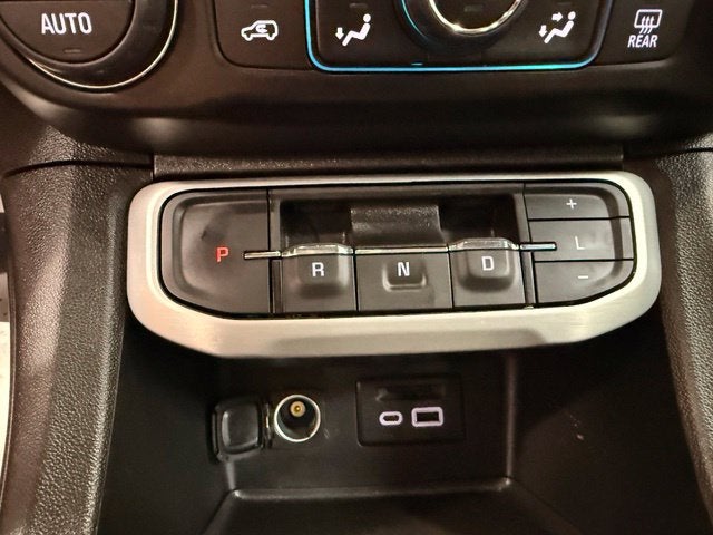 2022 GMC Acadia SLE AWD w/ Tow Pkg