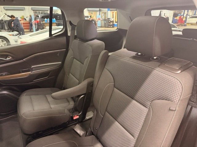 2022 GMC Acadia SLE AWD w/ Tow Pkg