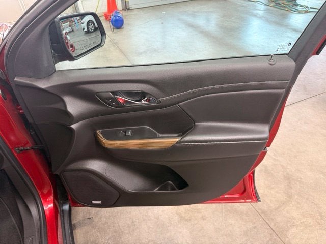 2022 GMC Acadia SLE AWD w/ Tow Pkg