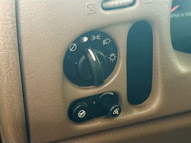 2004 Chevrolet TrailBlazer LS