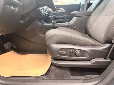 2020 Chevrolet Traverse LT w/ Tow Package