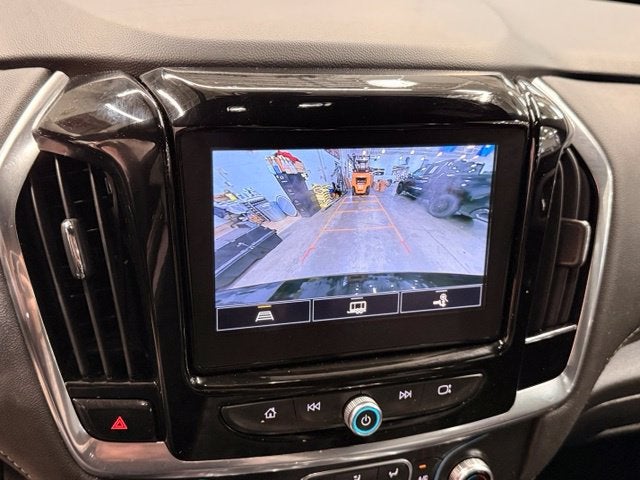 2023 Chevrolet Traverse LT Leather w/ BLIND ZONE ALERT