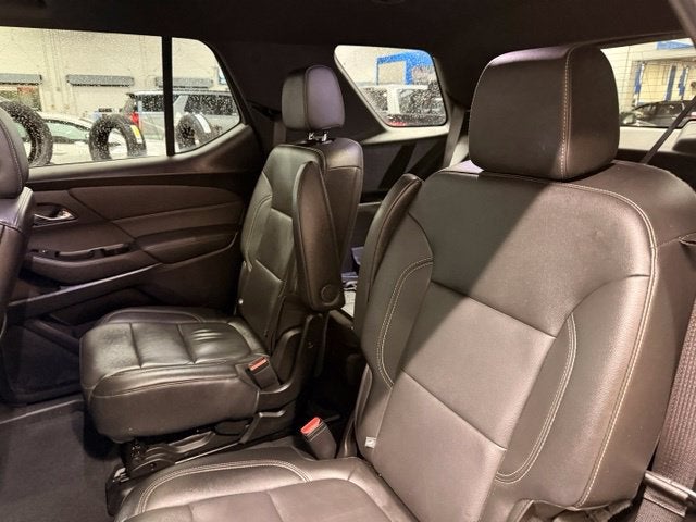 2023 Chevrolet Traverse LT Leather w/ BLIND ZONE ALERT