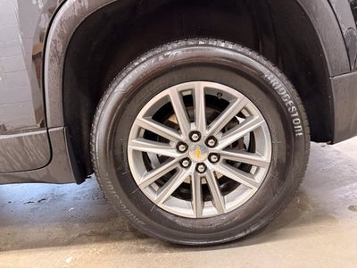 2023 Chevrolet Traverse LT Leather w/ BLIND ZONE ALERT