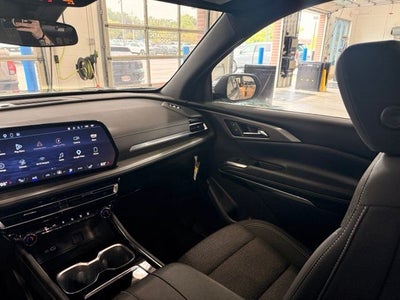 2024 Chevrolet Traverse LS