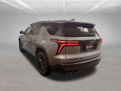 2024 Chevrolet Traverse LS