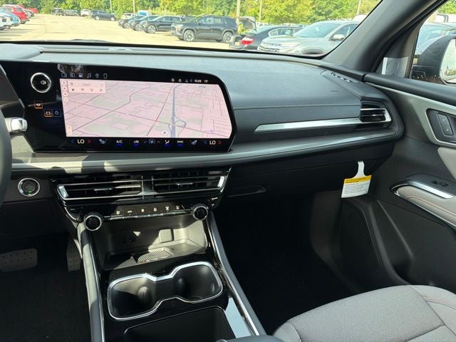 2027 Chevrolet Traverse LT 2LT