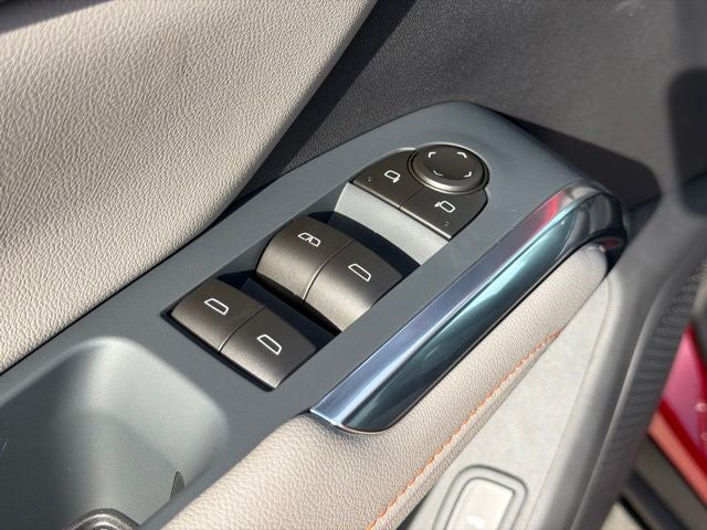 2027 Chevrolet Traverse LT 2LT