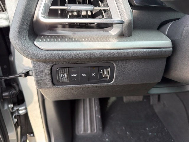 2027 Chevrolet Traverse LT 2LT