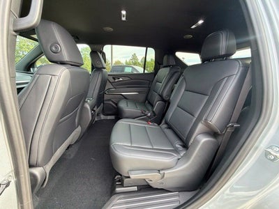 2027 Chevrolet Traverse LT 2LT