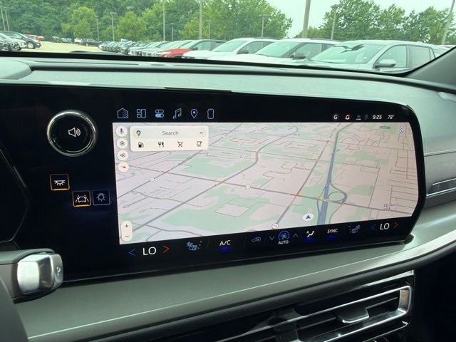2027 Chevrolet Traverse LT 2LT