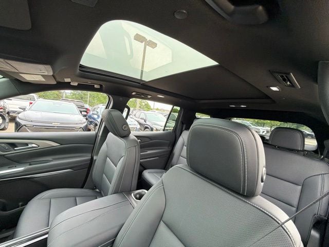 2027 Chevrolet Traverse LT 2LT