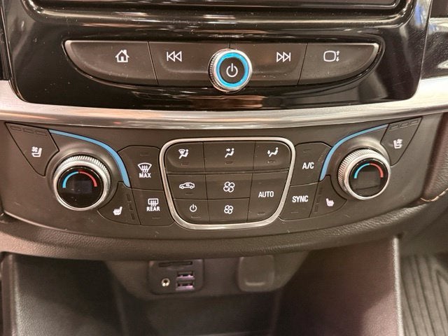 2020 Chevrolet Traverse Premier AWD w/ COLLISION ALERT