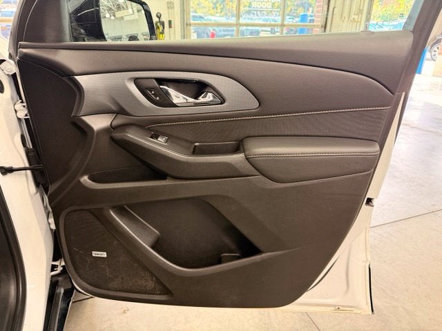 2020 Chevrolet Traverse Premier AWD w/ COLLISION ALERT