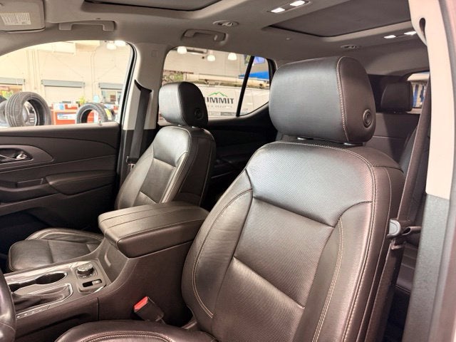 2020 Chevrolet Traverse Premier AWD w/ COLLISION ALERT