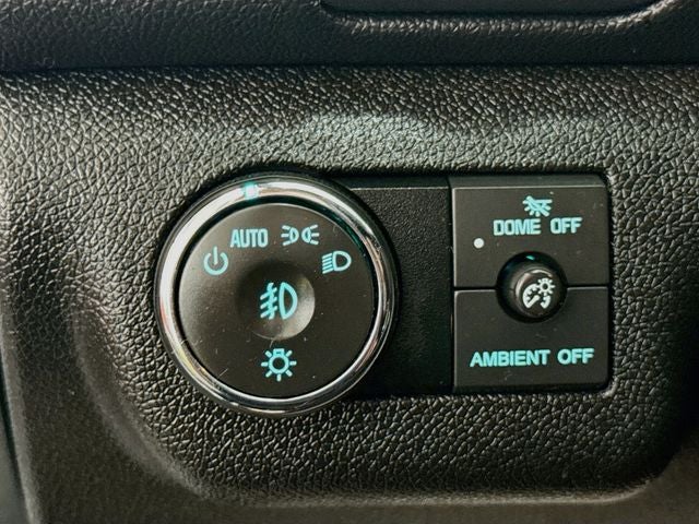 2017 Chevrolet Traverse 2LT W/ LEATHER + BOSE AUDIO
