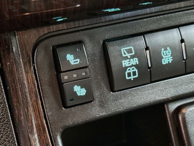 2017 Chevrolet Traverse 2LT W/ LEATHER + BOSE AUDIO