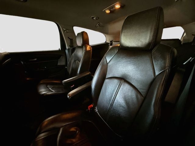 2017 Chevrolet Traverse 2LT W/ LEATHER + BOSE AUDIO