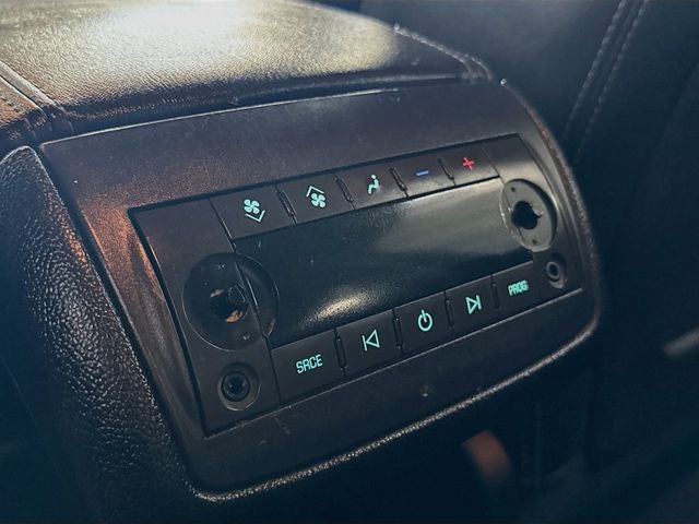 2017 Chevrolet Traverse 2LT W/ LEATHER + BOSE AUDIO