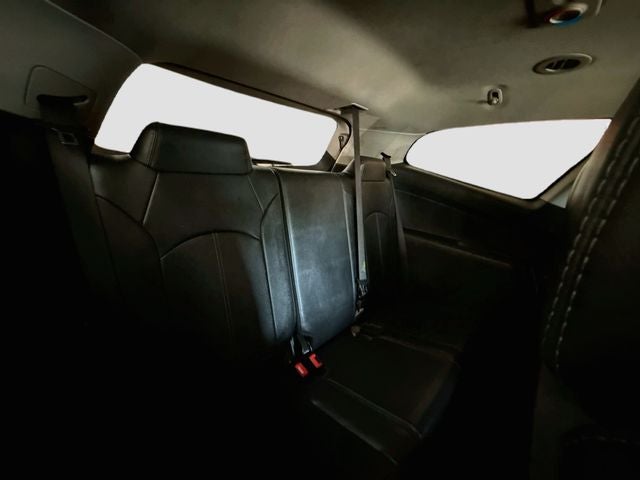 2017 Chevrolet Traverse 2LT W/ LEATHER + BOSE AUDIO
