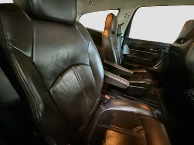 2017 Chevrolet Traverse 2LT W/ LEATHER + BOSE AUDIO