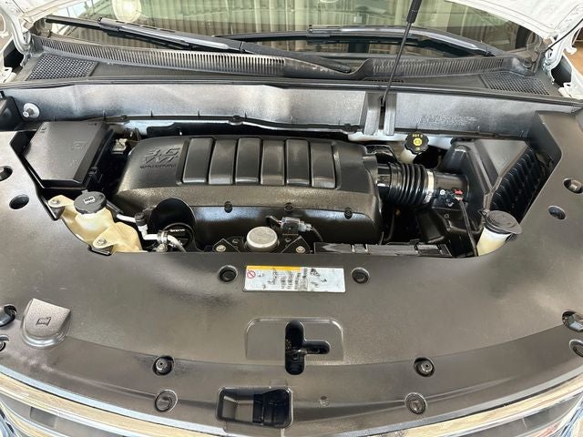 2017 Chevrolet Traverse 2LT W/ LEATHER + BOSE AUDIO
