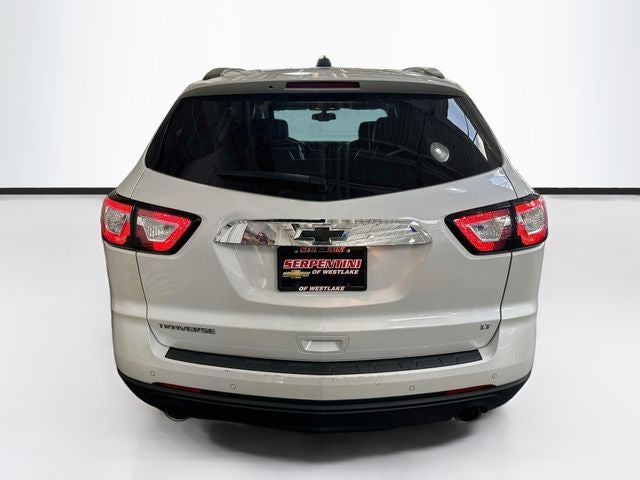 2017 Chevrolet Traverse 2LT W/ LEATHER + BOSE AUDIO
