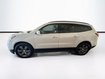 2017 Chevrolet Traverse 2LT W/ LEATHER + BOSE AUDIO