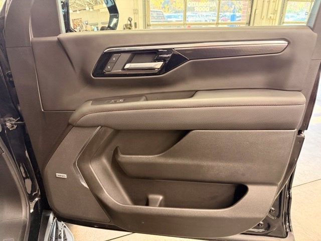 2025 Chevrolet Tahoe RST w/ BLIND ZONE ALERT