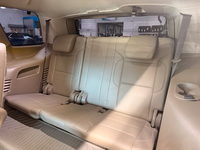 2019 Chevrolet Tahoe Premier w/ REAR DVD