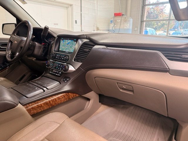 2019 Chevrolet Tahoe Premier w/ REAR DVD