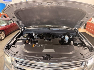 2019 Chevrolet Tahoe Premier w/ REAR DVD