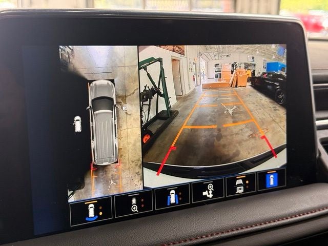 2023 Chevrolet Suburban RST
