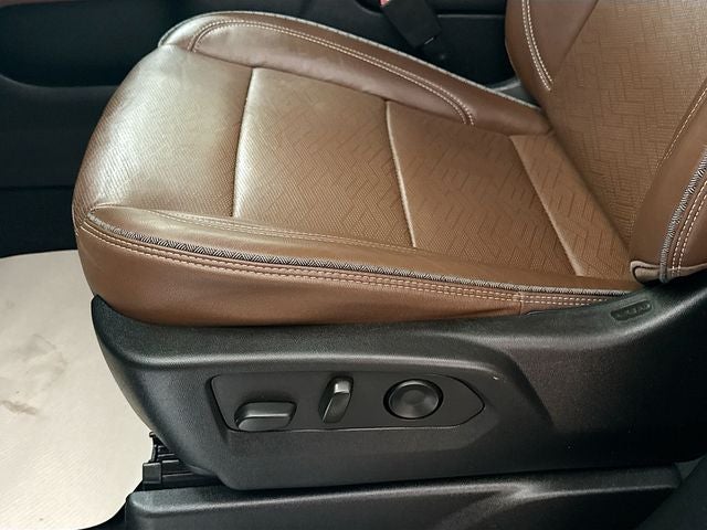 2022 Chevrolet Suburban High Country