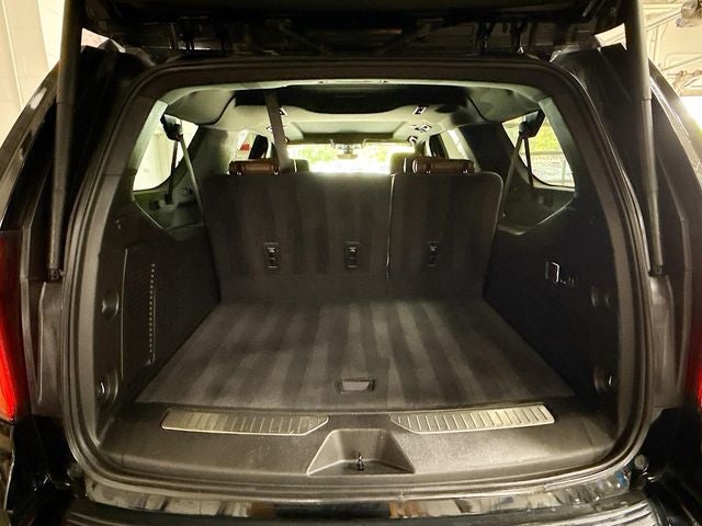 2022 Chevrolet Suburban High Country