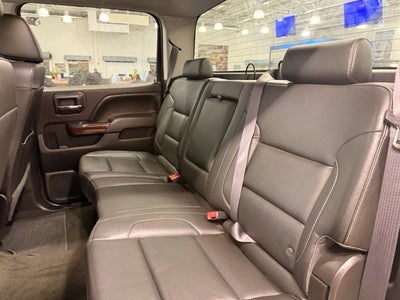 2017 GMC Sierra 2500HD SLT 6.0L V8 w/ LEATHER SEATS
