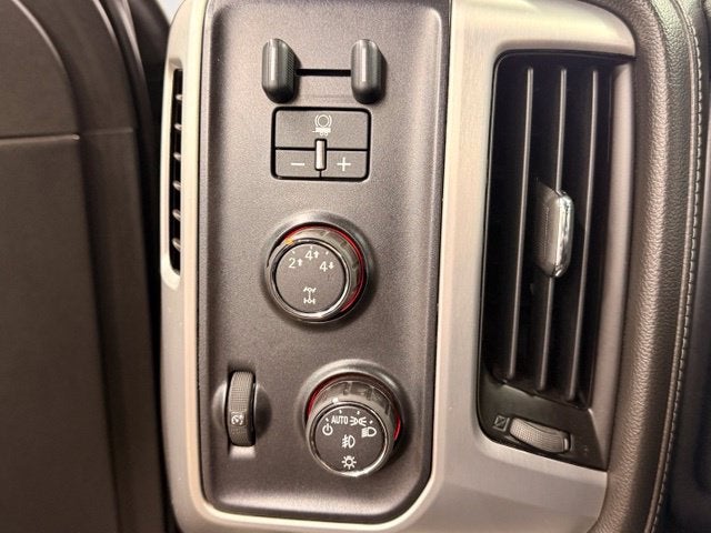 2015 GMC Sierra 2500HD SLT w/ NAVIGATION